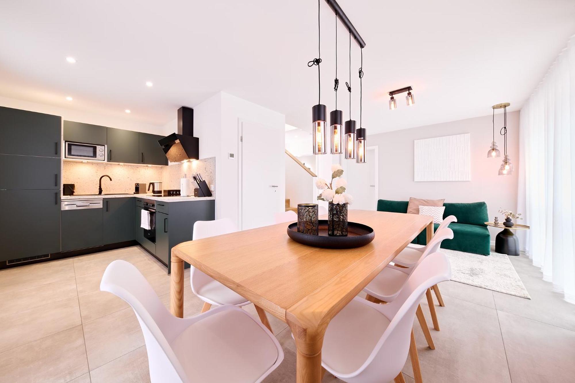 Xzllenz - 4 Schlafzimmer, Zentral, Parken, U-bahn, 2 Baeder, 4 Smart-tv, Optional Einzelbett *